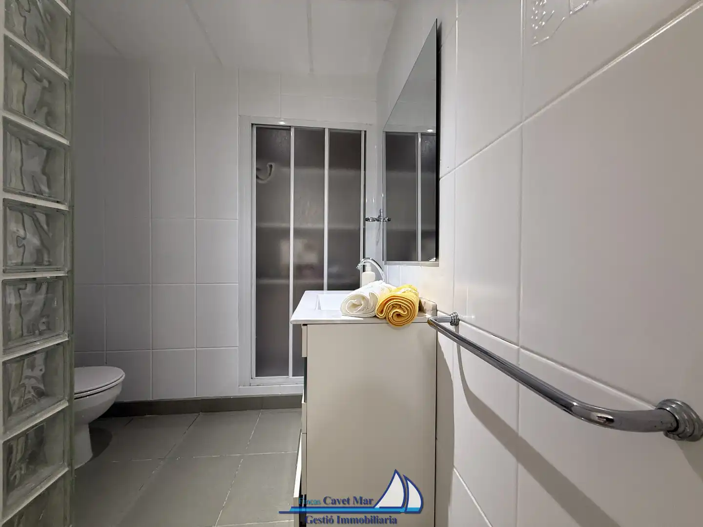 Baño de Casa adosada en venta en Mont-roig del Camp con Aire acondicionado, Calefacción y Jardín privado