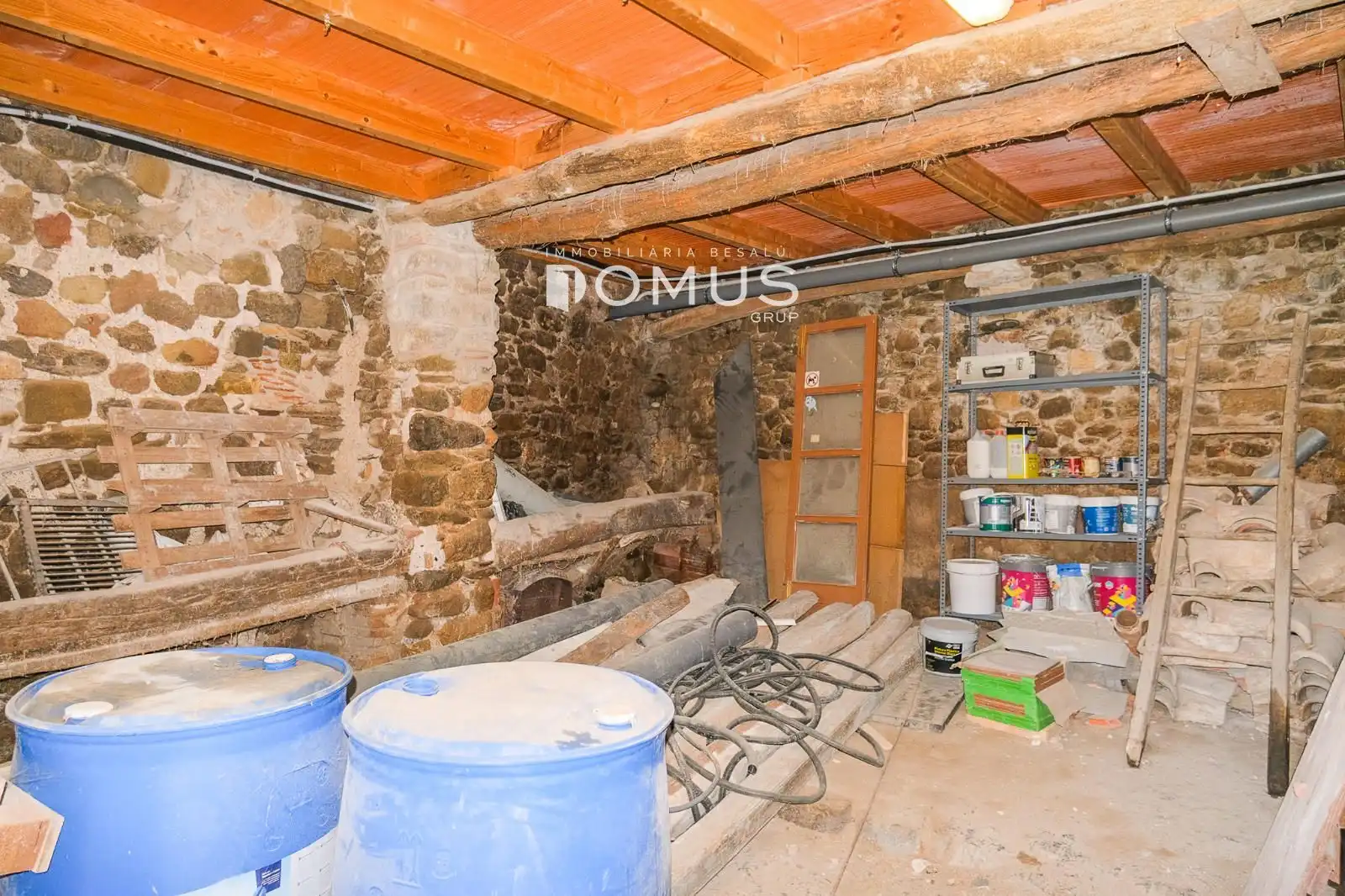 Country homes for sale in Besalú  with Private garden