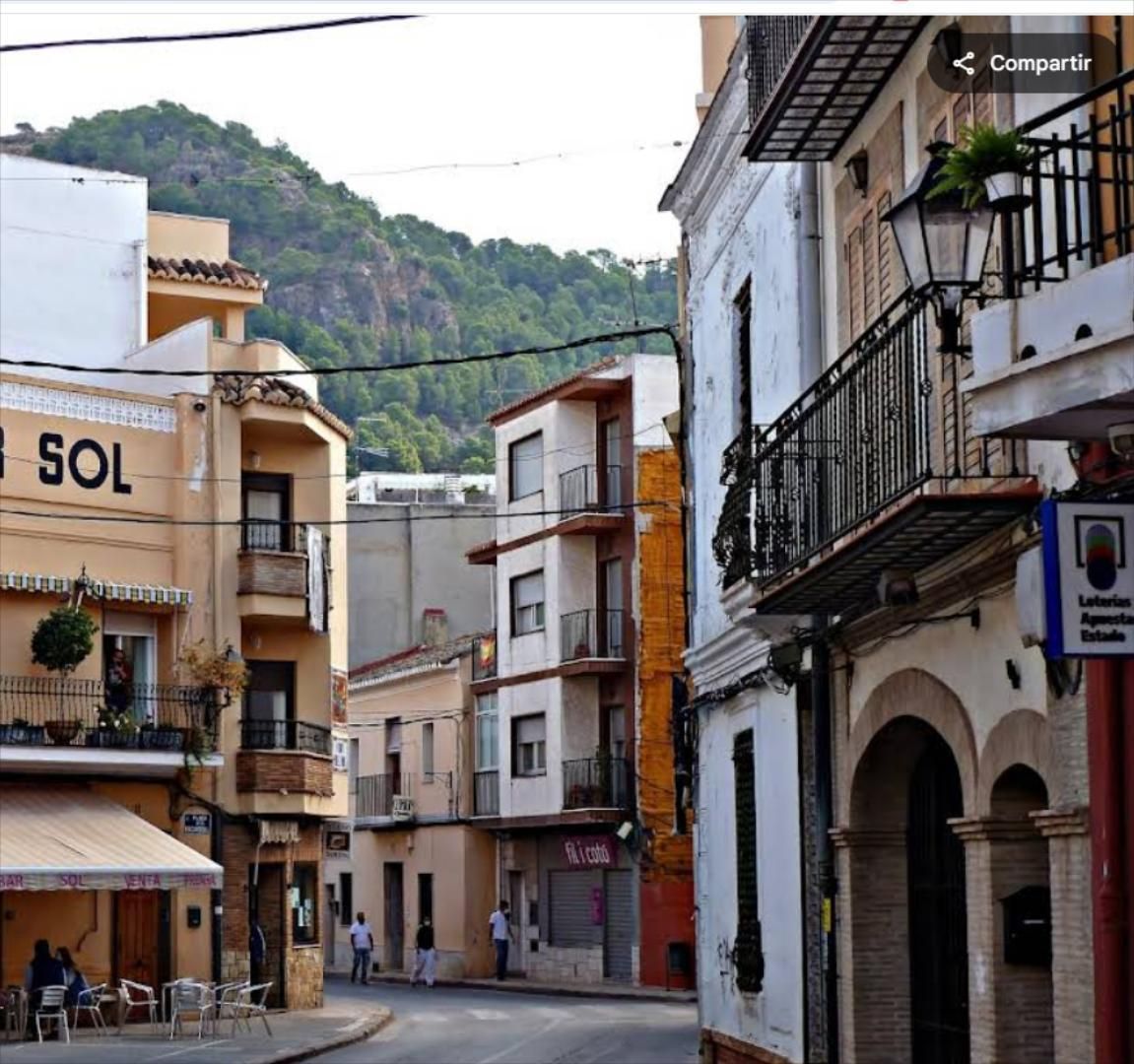 Casa adosada en venda a Casco Urbano