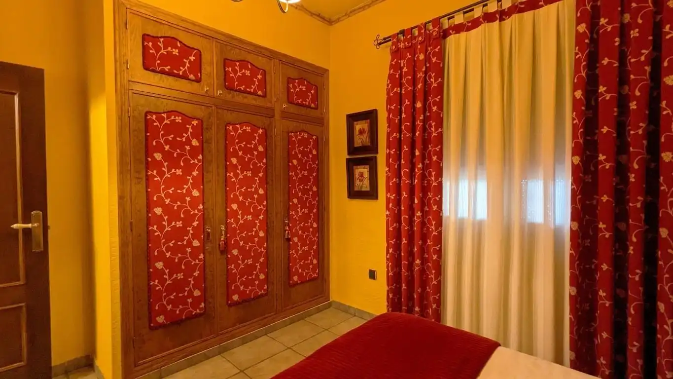 Dormitori de Casa o xalet en venda en Orihuela amb Aire condicionat, Calefacció i Terrassa