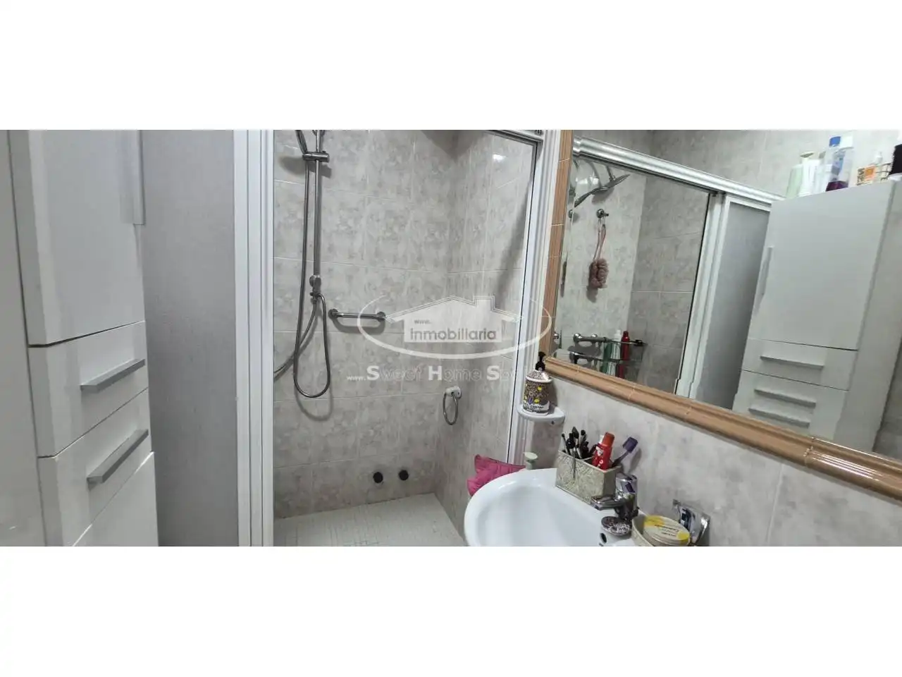 Bathroom of Flat for sale in Sanlúcar de Barrameda  with Air Conditioner, Terrace and Furnished