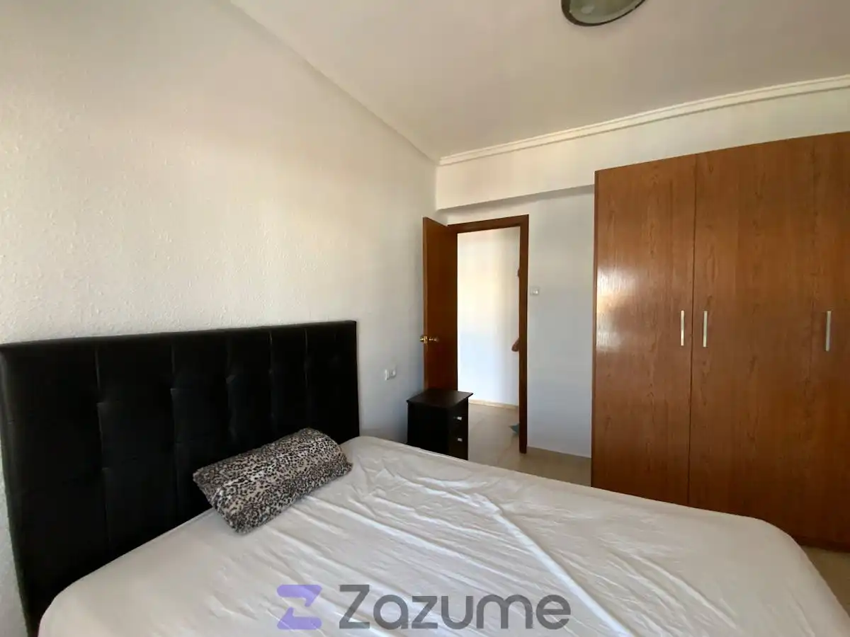Schlafzimmer von Wohnung zur Miete in Moncada mit Klimaanlage, Heizung und Möbliert