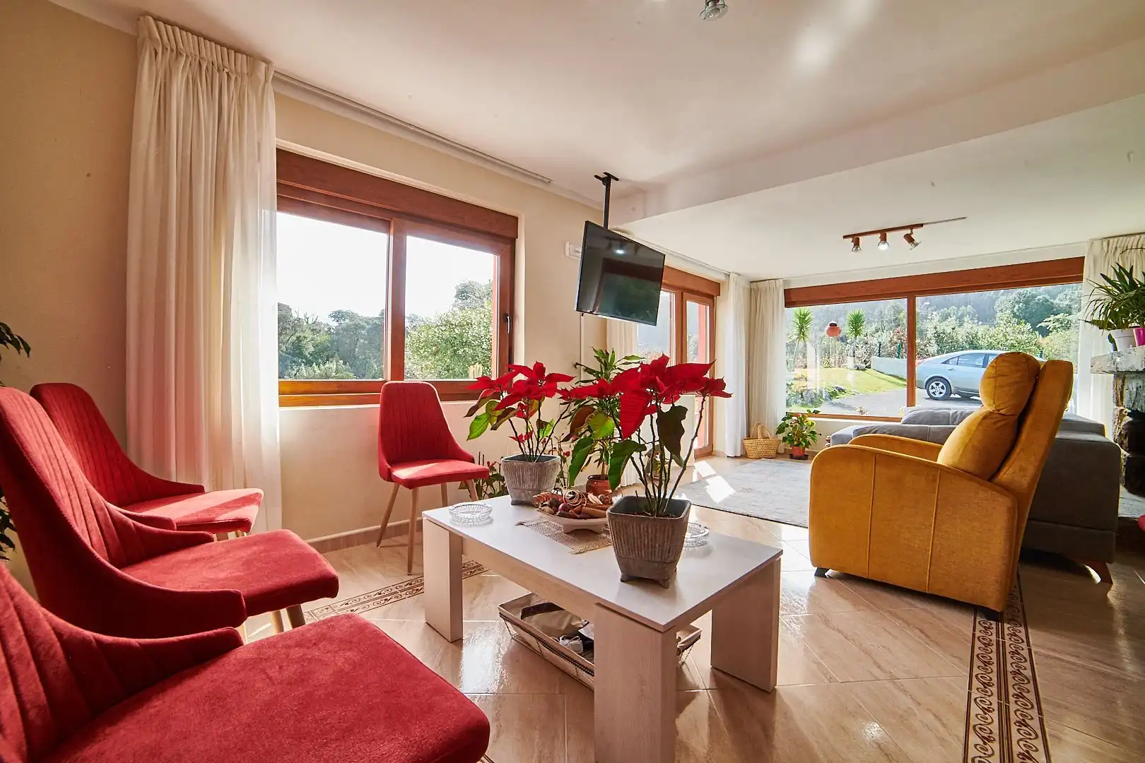 Sala de estar de Casa o chalet en venta en Llanes con Calefacción, Jardín privado y Trastero