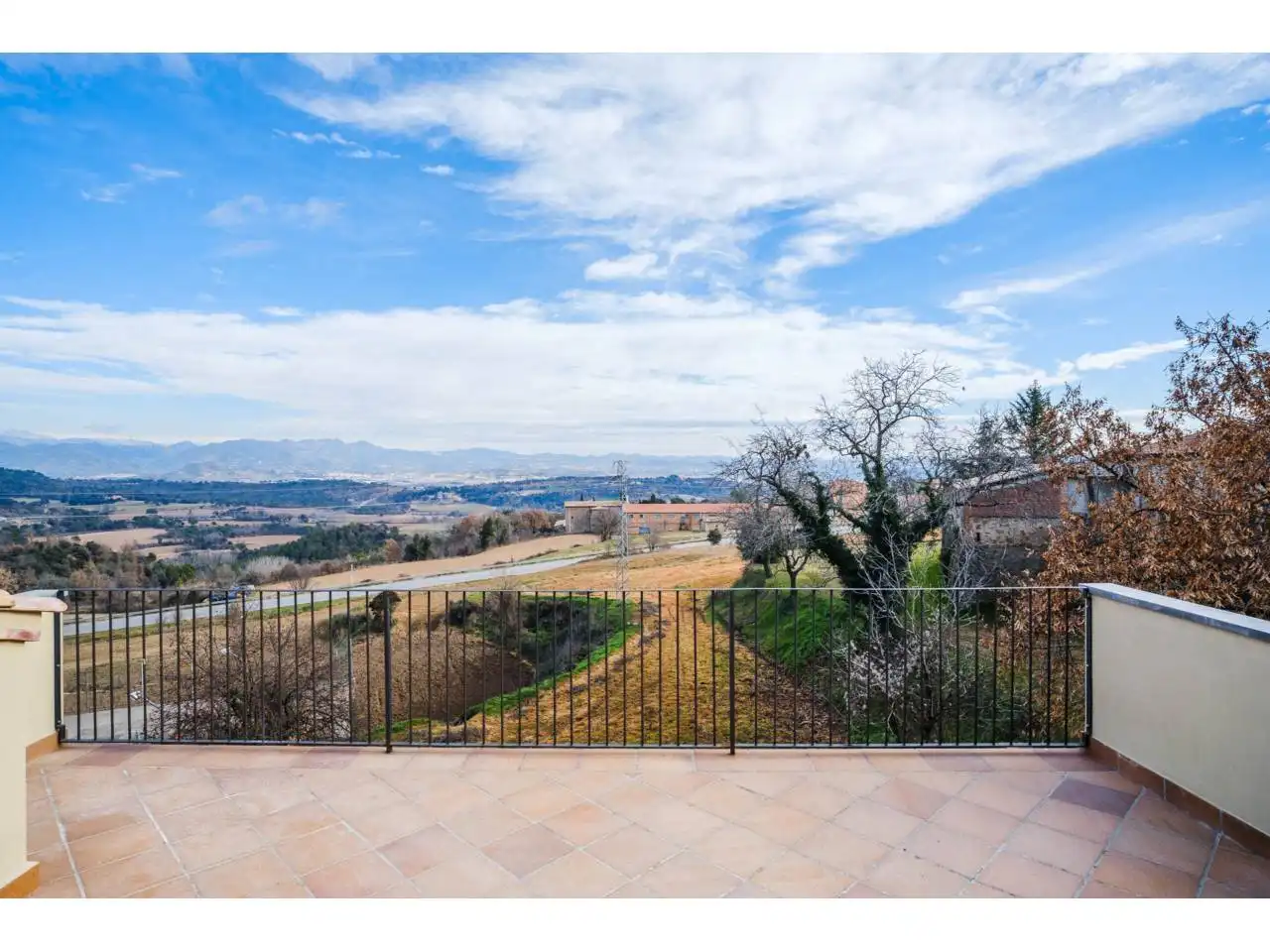 Garden of Houses for sale in Casserres  with Air Conditioner, Heating and Terrace