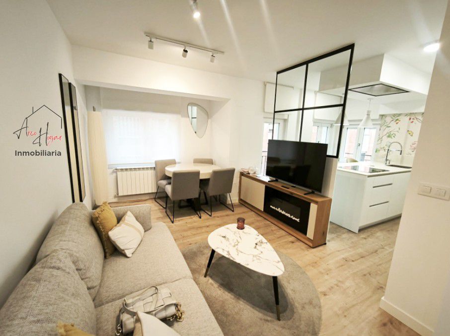 Wohnung zur Miete in PIZARRO, Salesas, Chinchibarra - Capuchinos