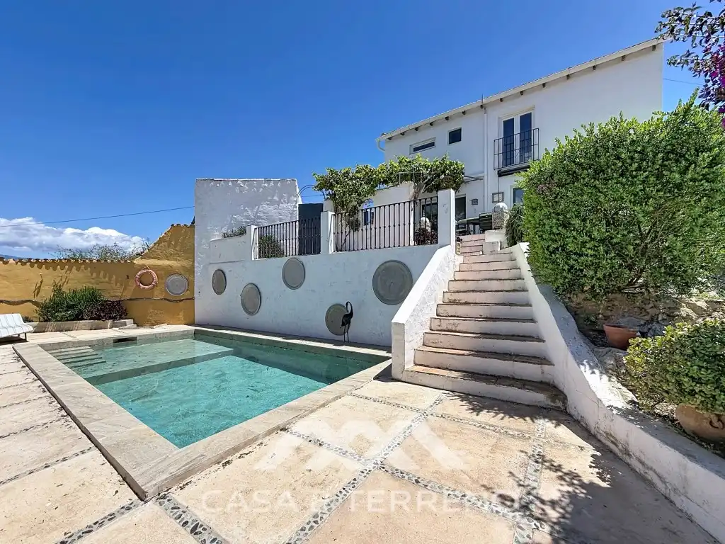 Vista exterior de Casa o chalet en venta en Vélez-Málaga con Aire acondicionado, Jardín privado y Terraza