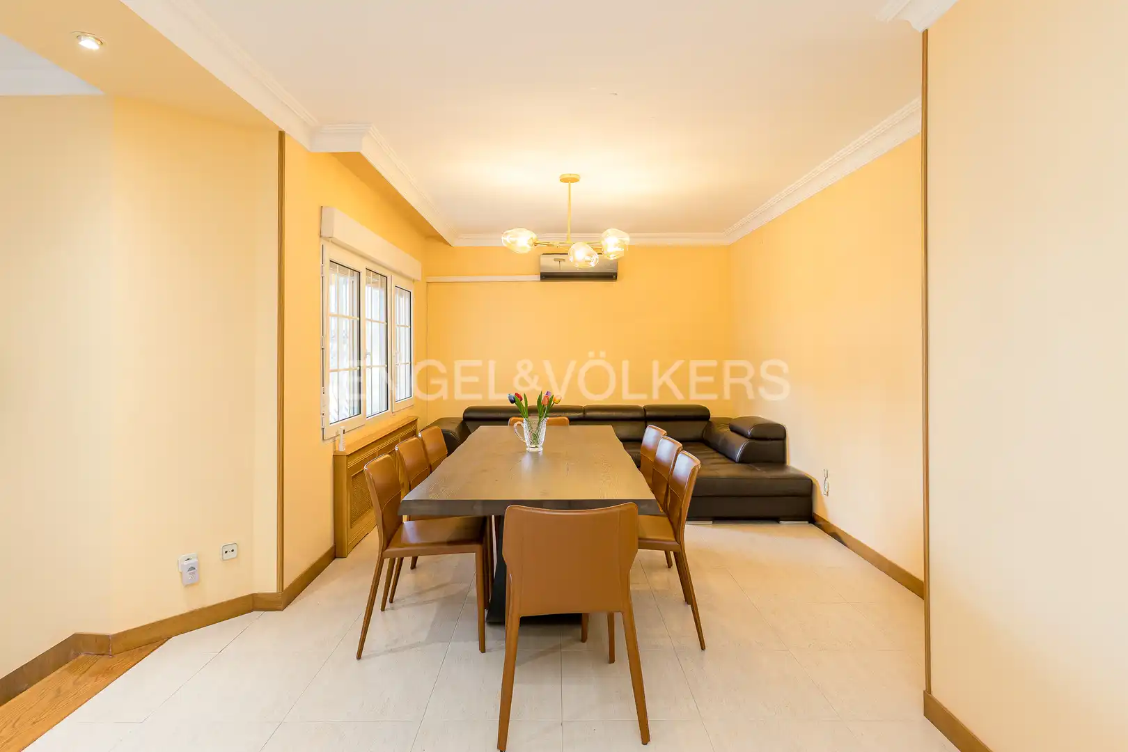 Comedor de Casa o chalet en venta en Móstoles con Calefacción, Jardín privado y Terraza