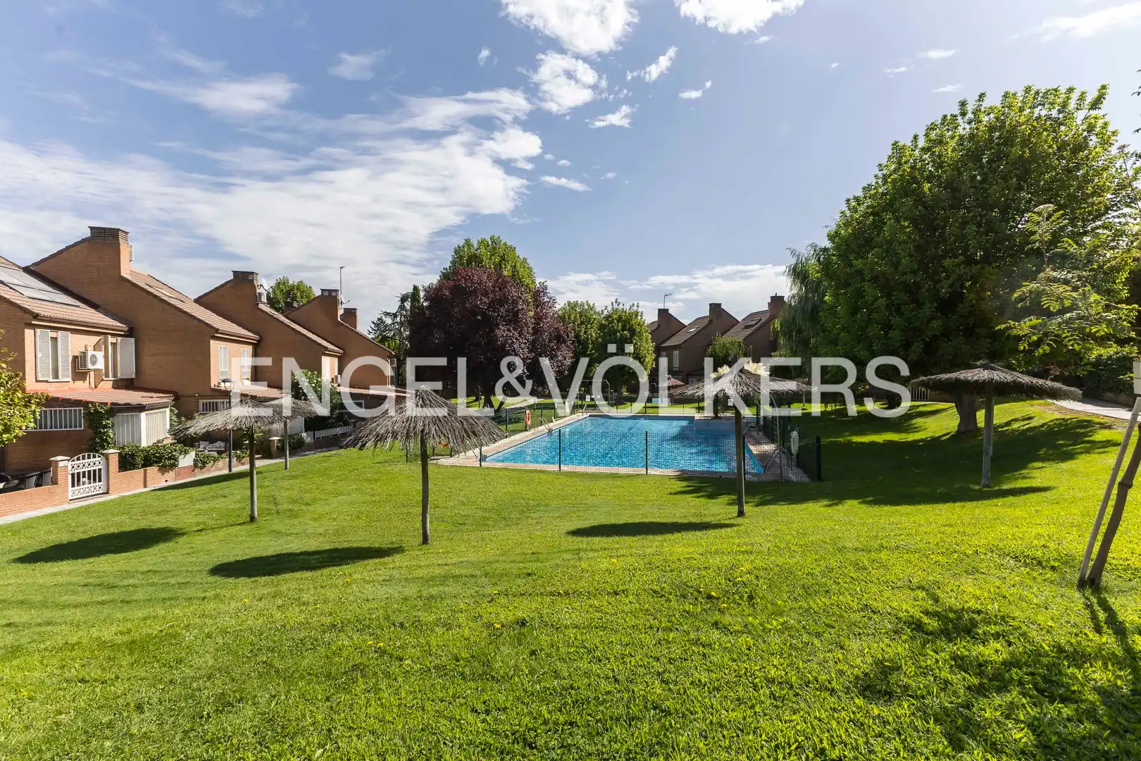 Casa a schiera con terrazza in vendita a El Soto de la Moraleja, imagen 4
