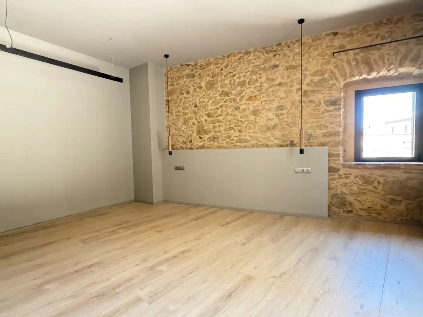 Flat for rent in La Bisbal d'Empordà  with Air Conditioner, Heating and Private garden