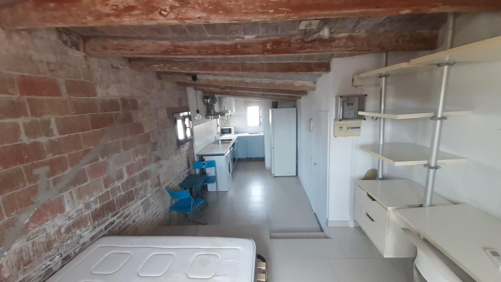 Kitchen of Study to rent in  Barcelona Capital  with Parquet flooring