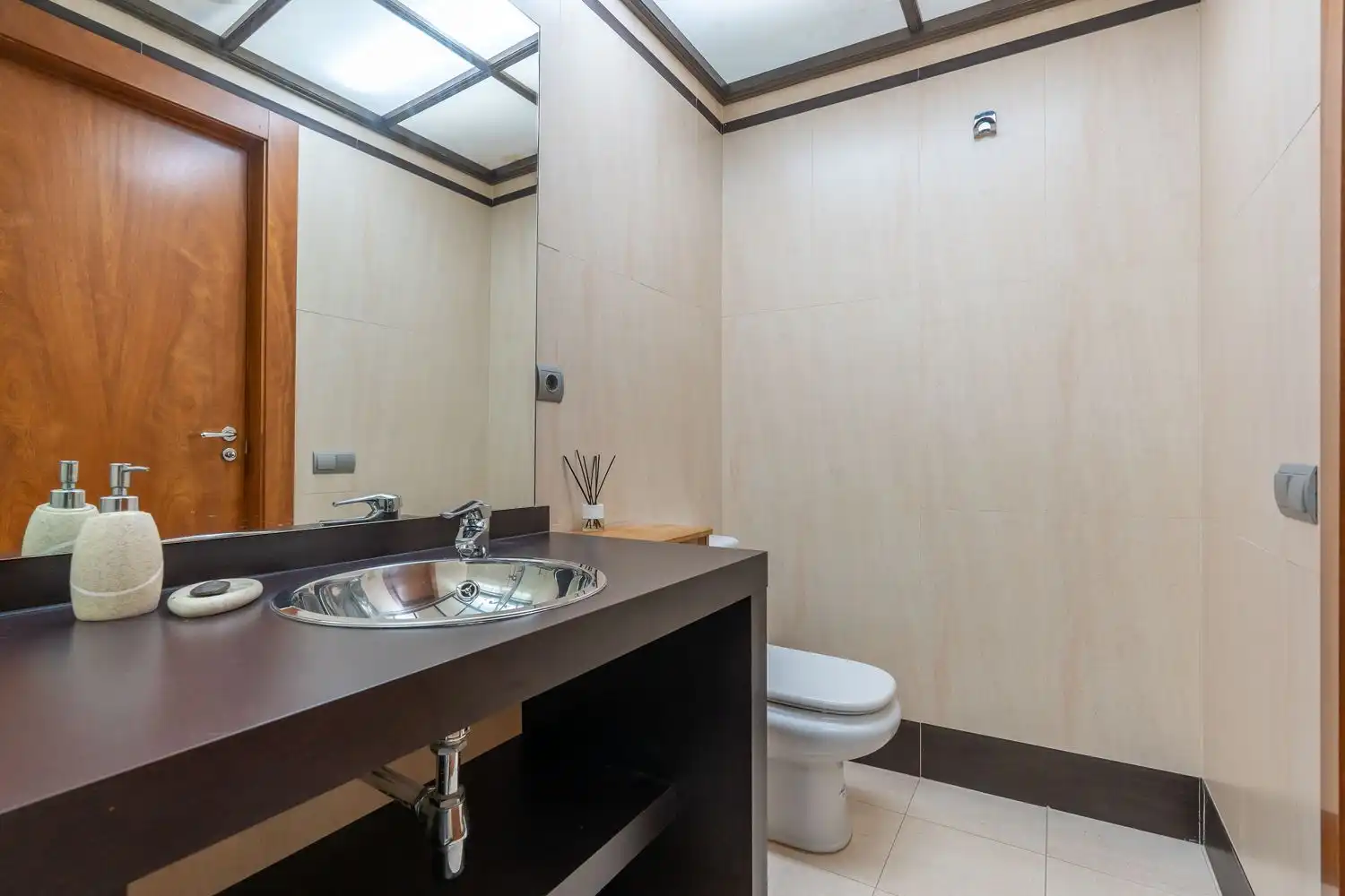 Badezimmer von Wohnung zum Verkauf in Reus mit Klimaanlage