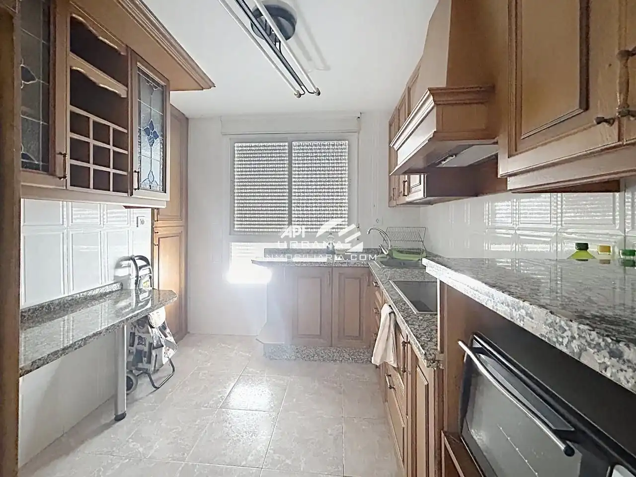 Cocina de Piso en venta en Lucena con Trastero y Amueblado