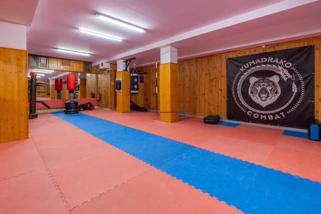 Local comercial en Venta en Calle DONOSTIA en Iztieta - Olibet - Etxeberrieta