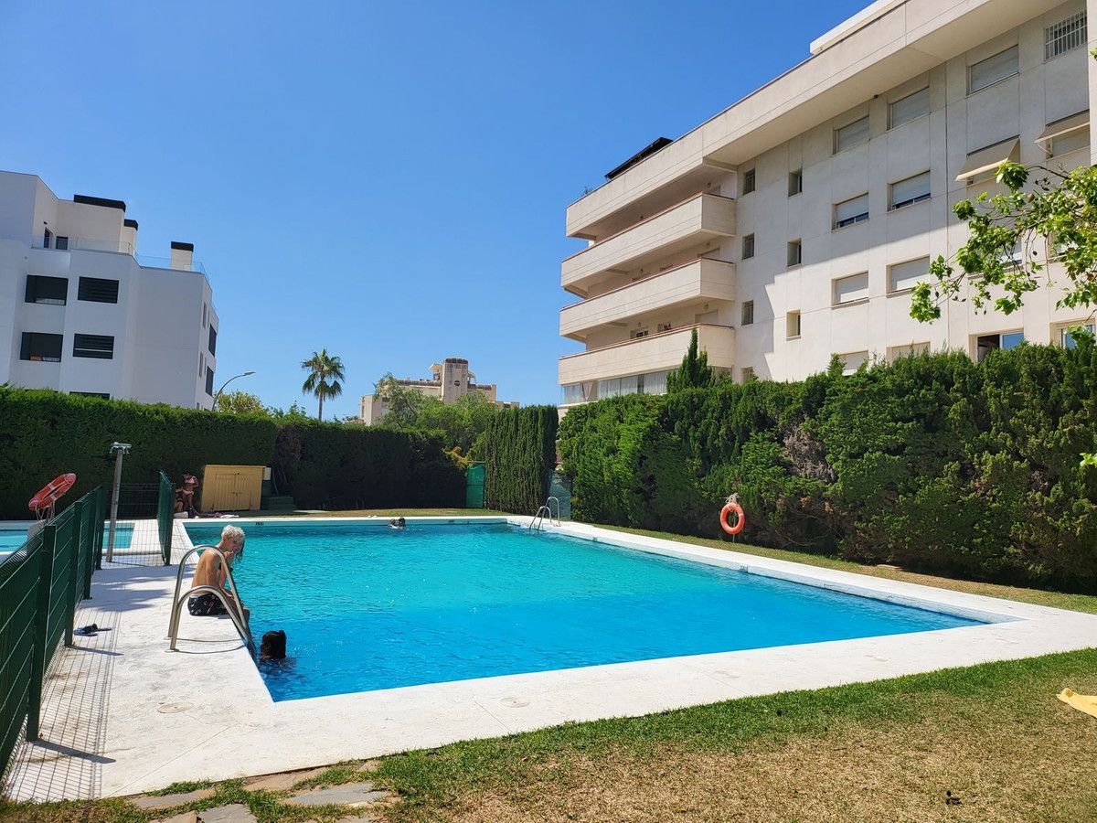 Swimming pool of Apartment for sale in Marbella  with Terrace, Swimming Pool and Furnished