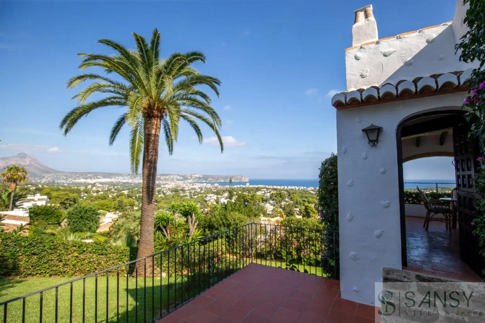Exterior view of Houses for sale in Jávea / Xàbia  with Heating and Swimming Pool