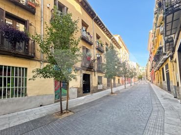 Piso con balcón en venta en Calle de San Dimas