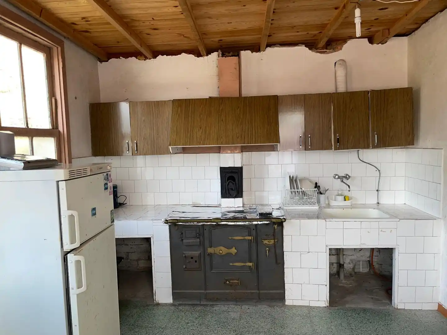 Cuina de Finca rústica en venda en A Arnoia amb Traster, Moblat i Balcó