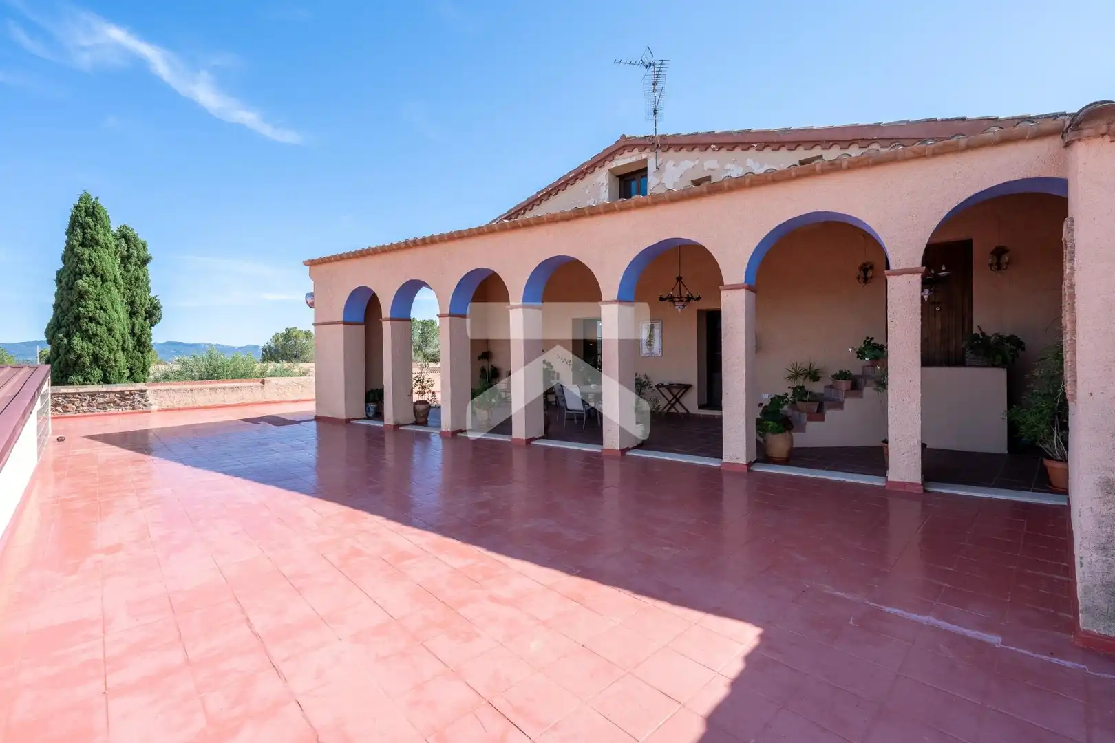 Vista exterior de Finca rústica en venda en El Molar (Tarragona) amb Aire condicionat, Calefacció i Jardí privat