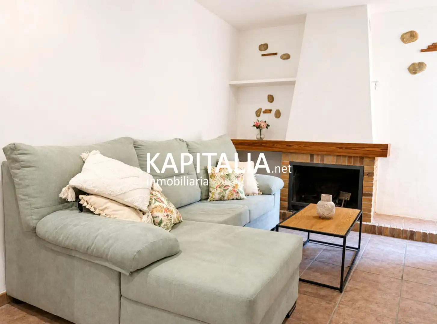 Sala d'estar de Casa o xalet en venda en Almudaina amb Moblat