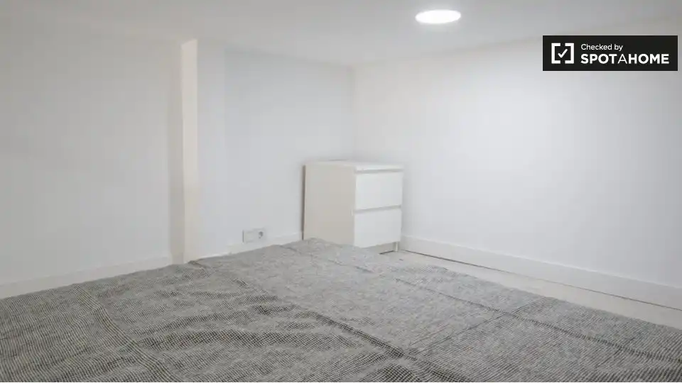 Piso de alquiler en Madrid con Aire acondicionado, Calefacción y Amueblado