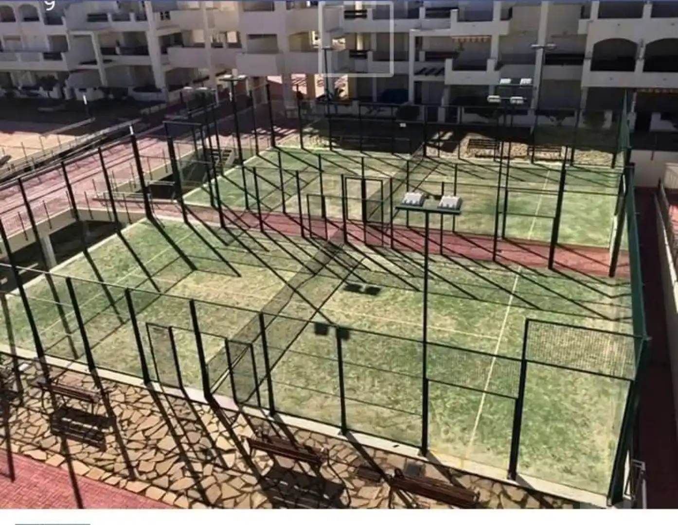 Terrasse von Wohnungen zur Miete in Roquetas de Mar mit Klimaanlage, Schwimmbad und Balkon