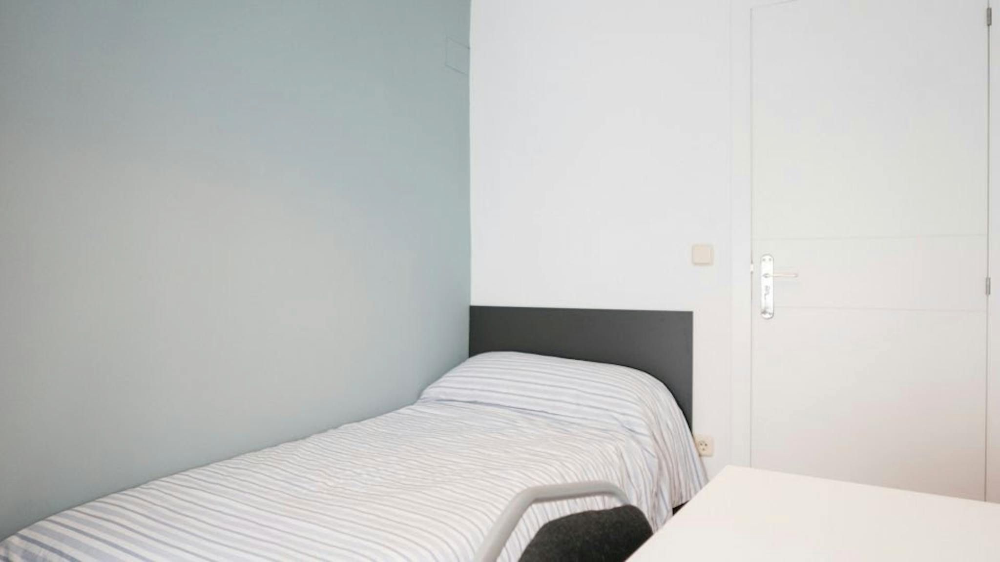 Dormitori de Pis de lloguer en  Madrid Capital amb Calefacció, Moblat i Rentadora