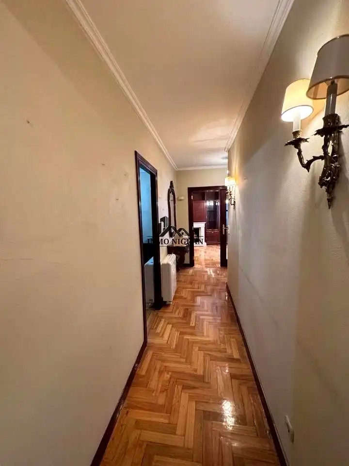 Wohnung zum Verkauf in Vigo  mit Heizung, Parkett und Abstellraum