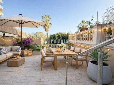 Flat with lift for sale in de Juan Sebastián Elcano
