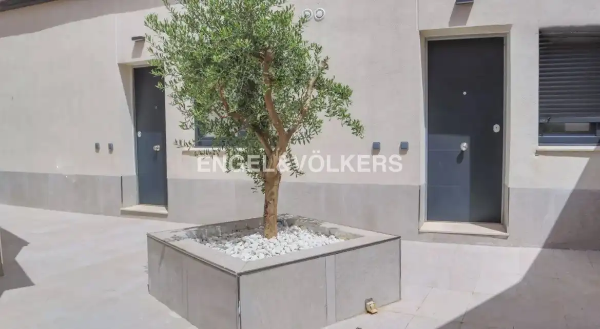 Terrasse von Wohnung zur Miete in Madrid mit Klimaanlage, Heizung und Möbliert