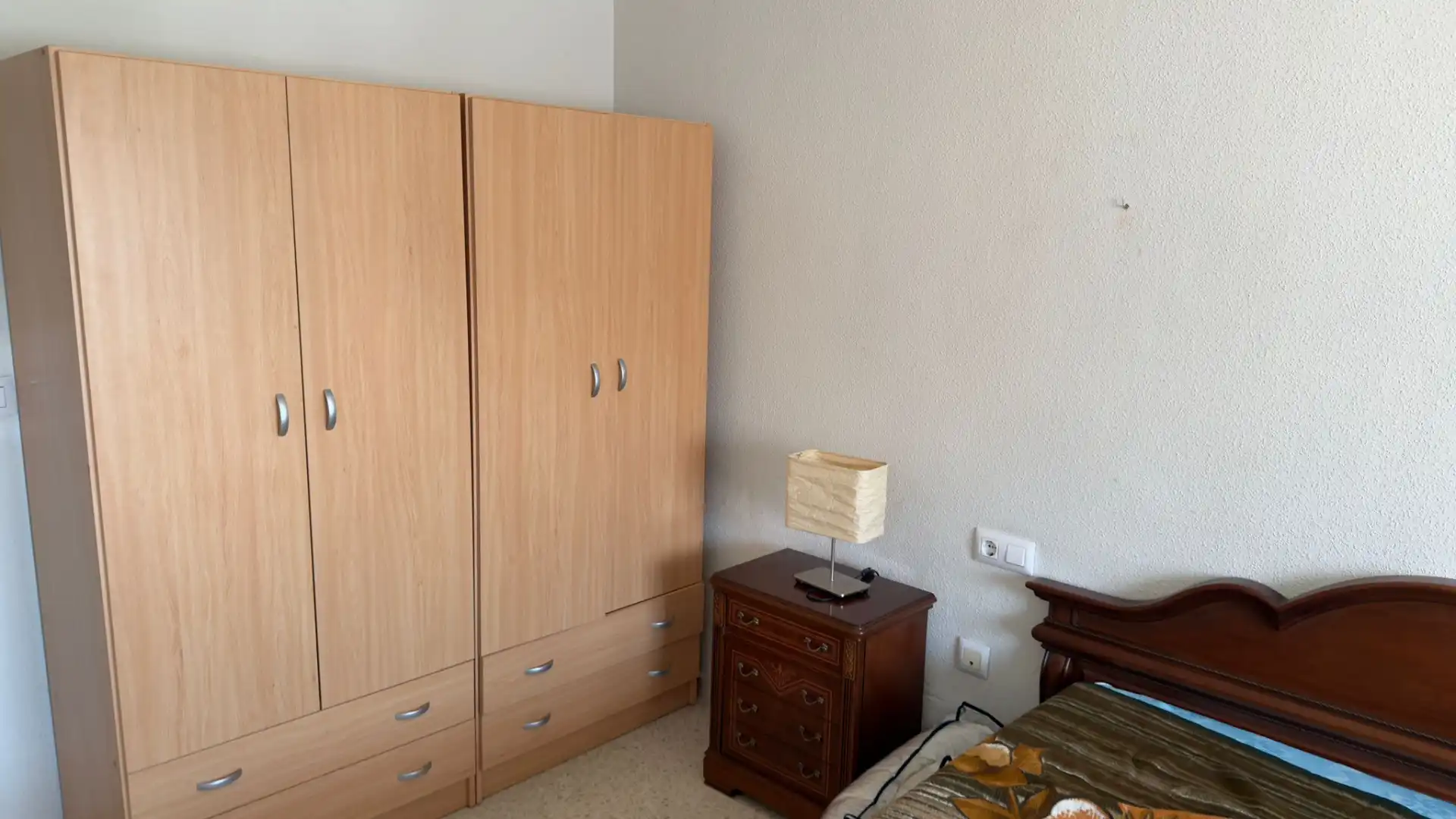 Schlafzimmer von Wohnung zur Miete in Granada mit Heizung, Privatgarten und Möbliert