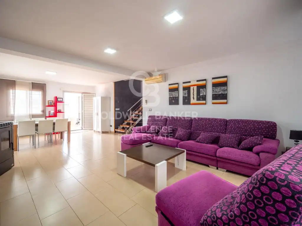 Living room of Houses for sale in Oliva  with Air Conditioner, Terrace and Swimming Pool