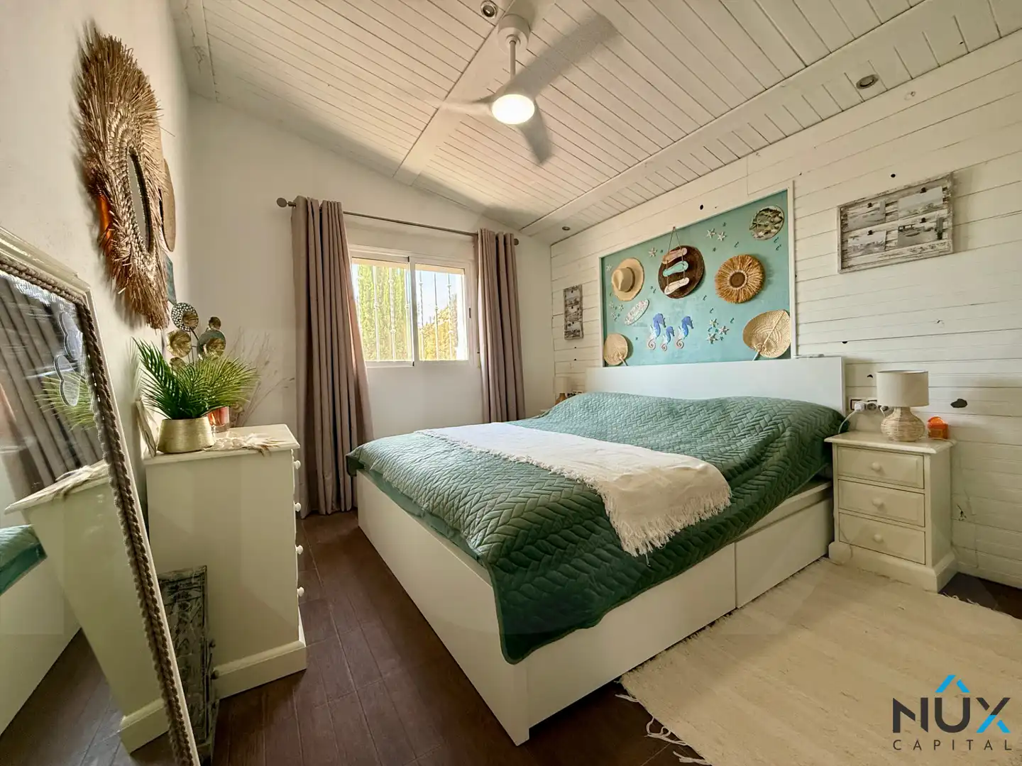 Bedroom of Houses for sale in Pedralba  with Air Conditioner, Heating and Private garden