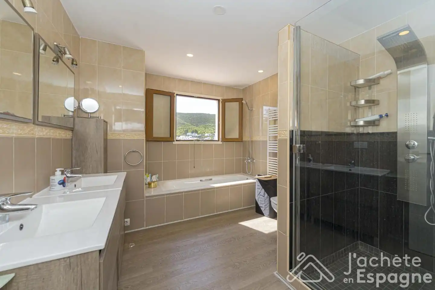 Bathroom of Houses for sale in Jávea / Xàbia  with Air Conditioner, Heating and Private garden