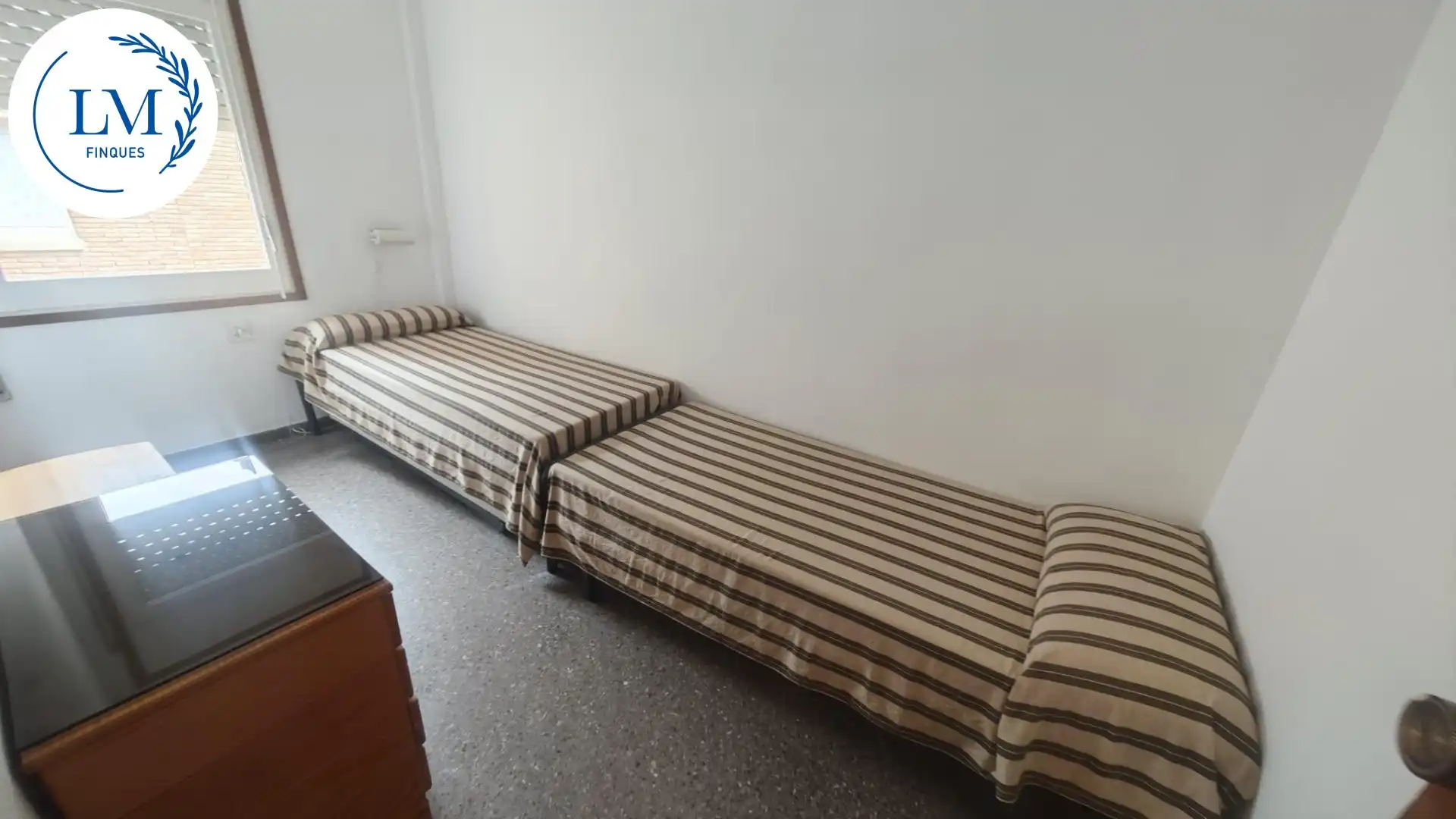 Dormitori de Pis en venda en Vilanova i la Geltrú amb Aire condicionat, Calefacció i Terrassa