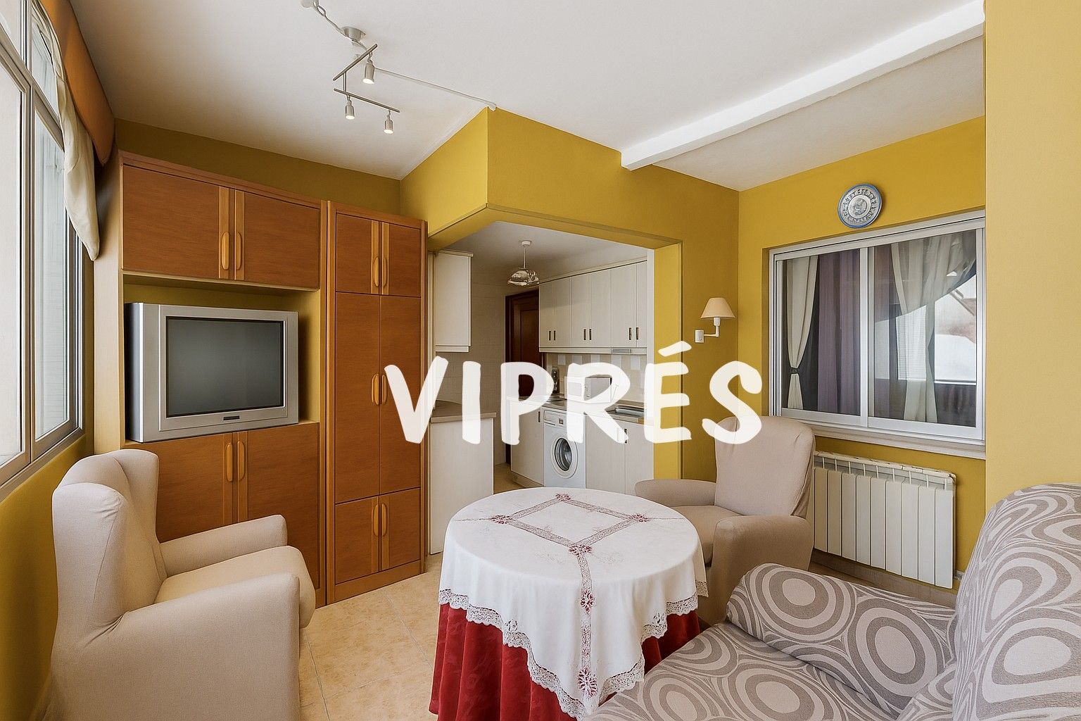 Sala de estar de Piso en venta en Cáceres Capital con Calefacción, Terraza y Amueblado