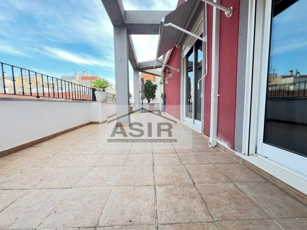 Àtic en venda a Calle Clara Campoamor, Alquenència - Venècia