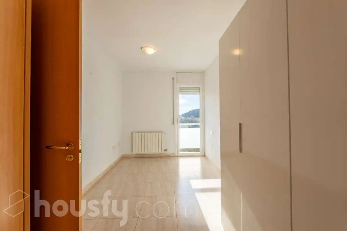 Schlafzimmer von Wohnung zum Verkauf in Sant Martí Sarroca mit Privatgarten, Abstellraum und Gemeinschaftspool