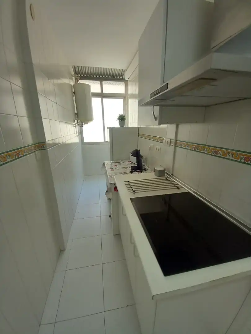 Cocina de Piso de alquiler en Málaga con Aire acondicionado, Amueblado y Horno