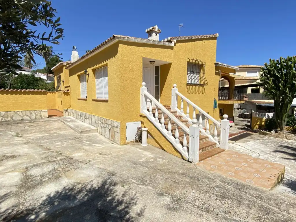Houses for sale in El Montgó