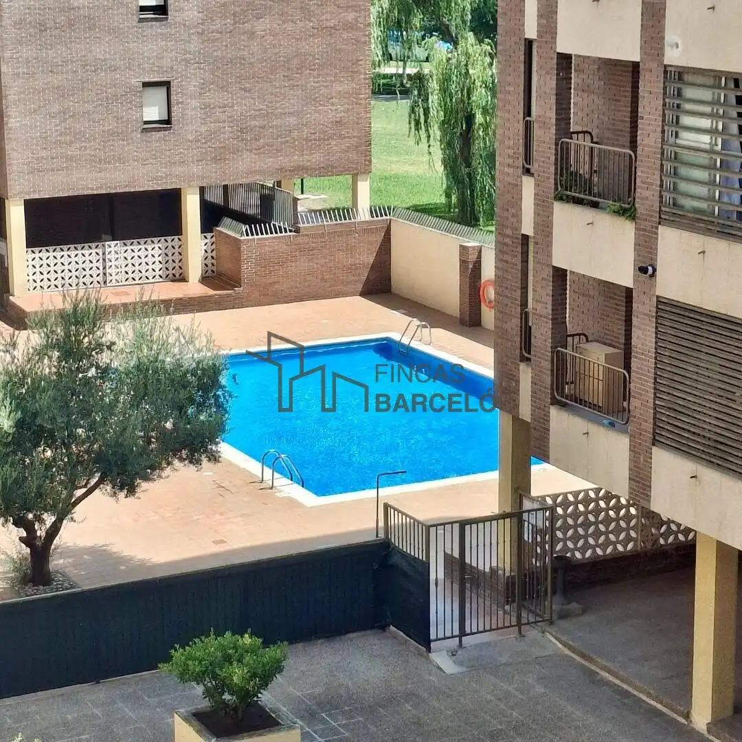 Piscina de Pis de lloguer en Zaragoza