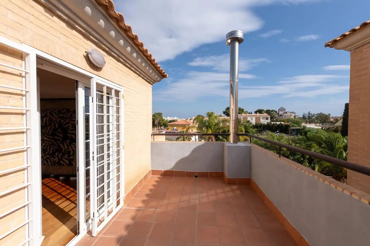 Terrassa de Casa adosada en venda en Alicante / Alacant amb Aire condicionat, Calefacció i Jardí privat