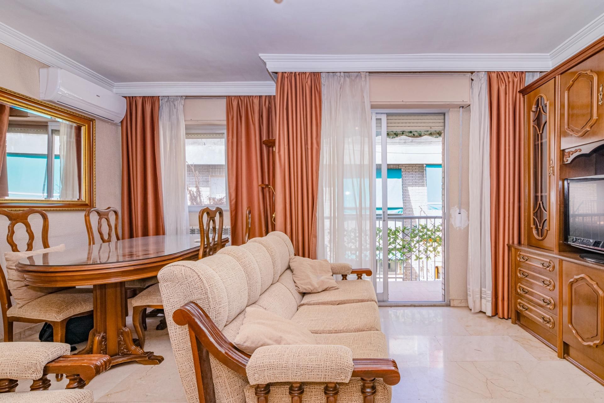 Piso en venta en Calle Granados, Fígares, Ronda