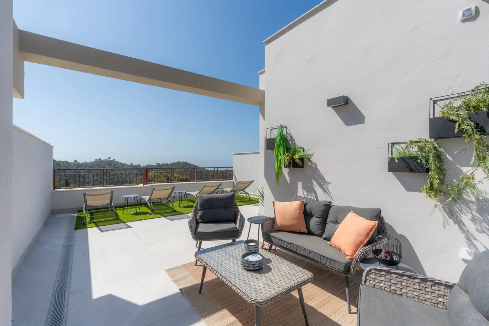 Terraza de Casa adosada en venta en Istán con Aire acondicionado, Calefacción y Jardín privado