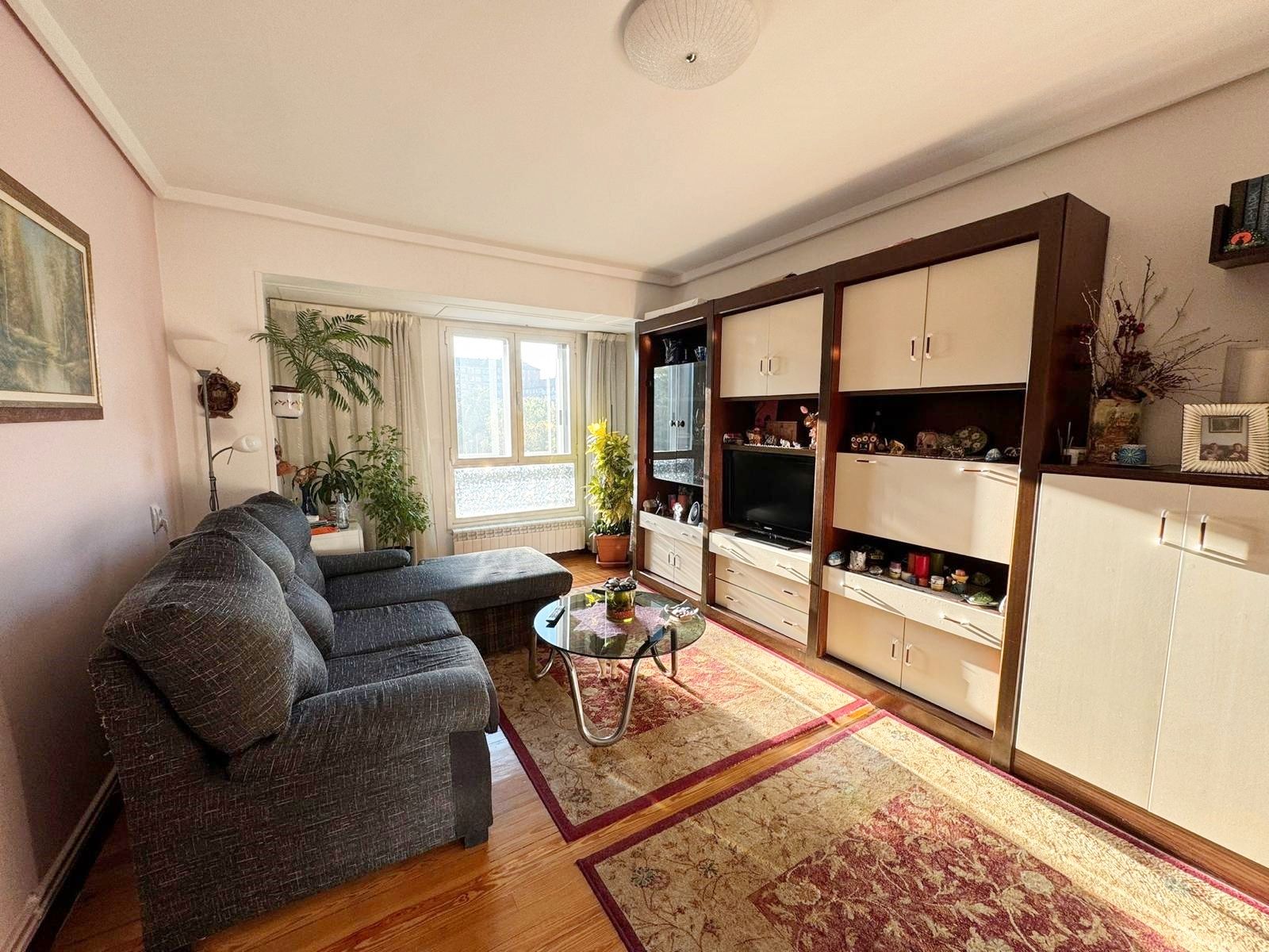 Living room of Flat for sale in Vitoria - Gasteiz  with Heating, Terrace and Storage room