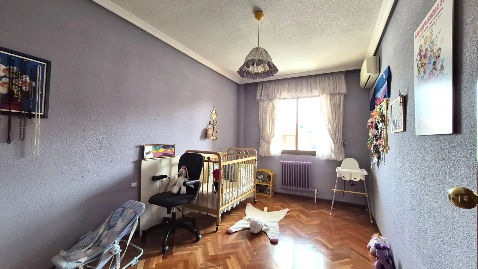 Dormitori de Casa o xalet en venda en Alcalá de Henares amb Aire condicionat, Calefacció i Parquet