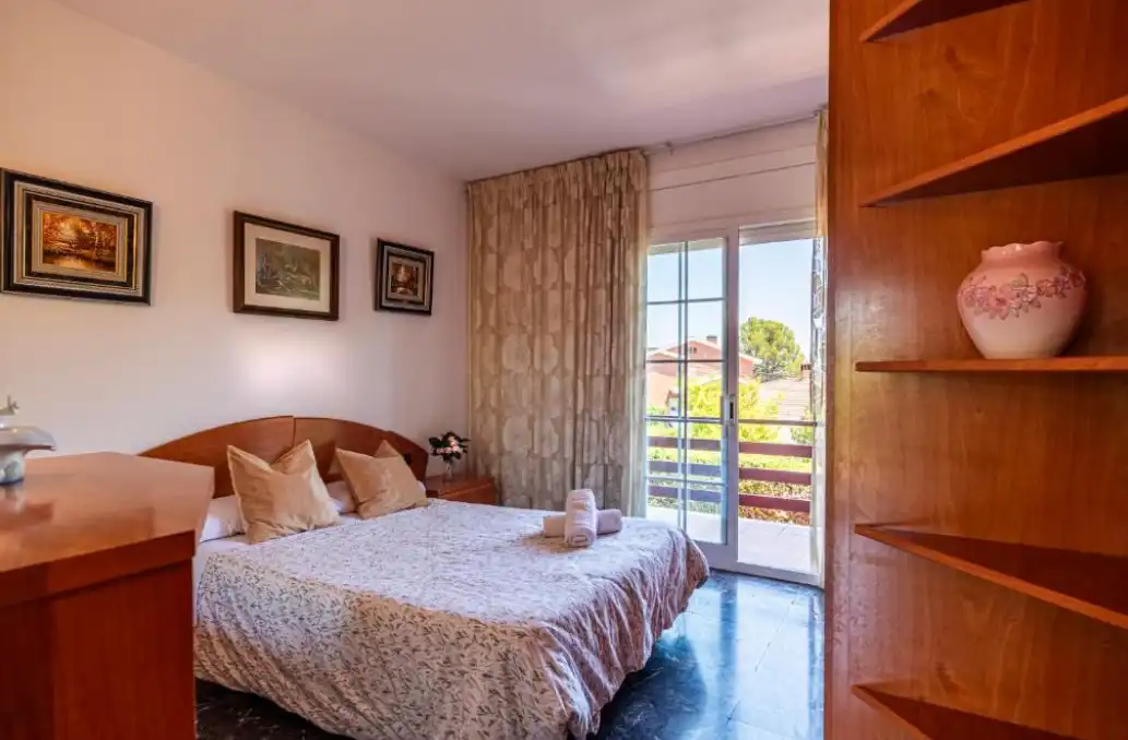 Villa con piscina in vendita a La Llacuna, imagen 4