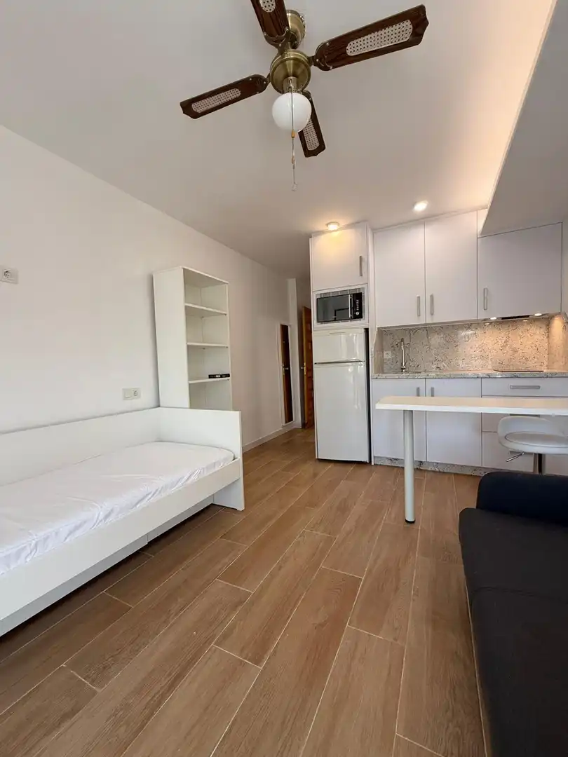 Study for rent in Granada, Granada