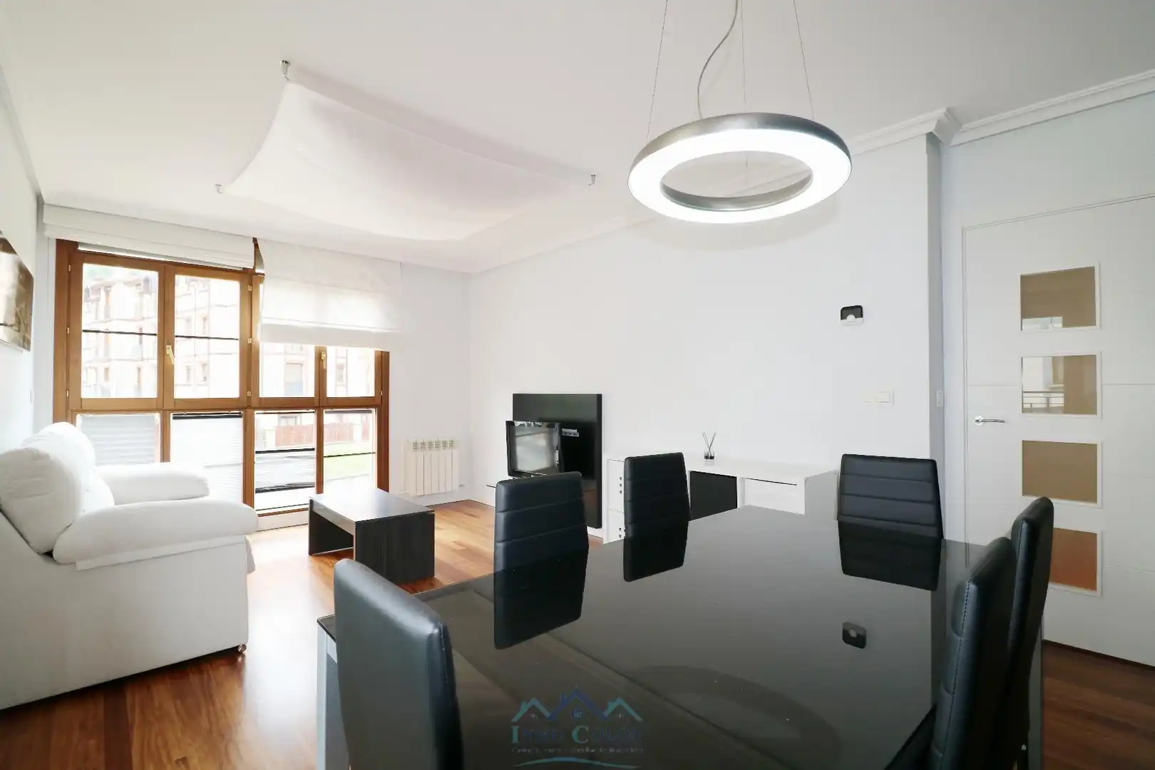 Sala de estar de Piso en venta en Irun  con Calefacción, Parquet y Terraza
