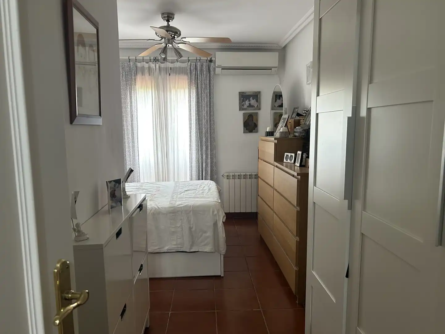 Habitación de Casa o chalet en venta en El Escorial con Aire acondicionado, Calefacción y Jardín privado