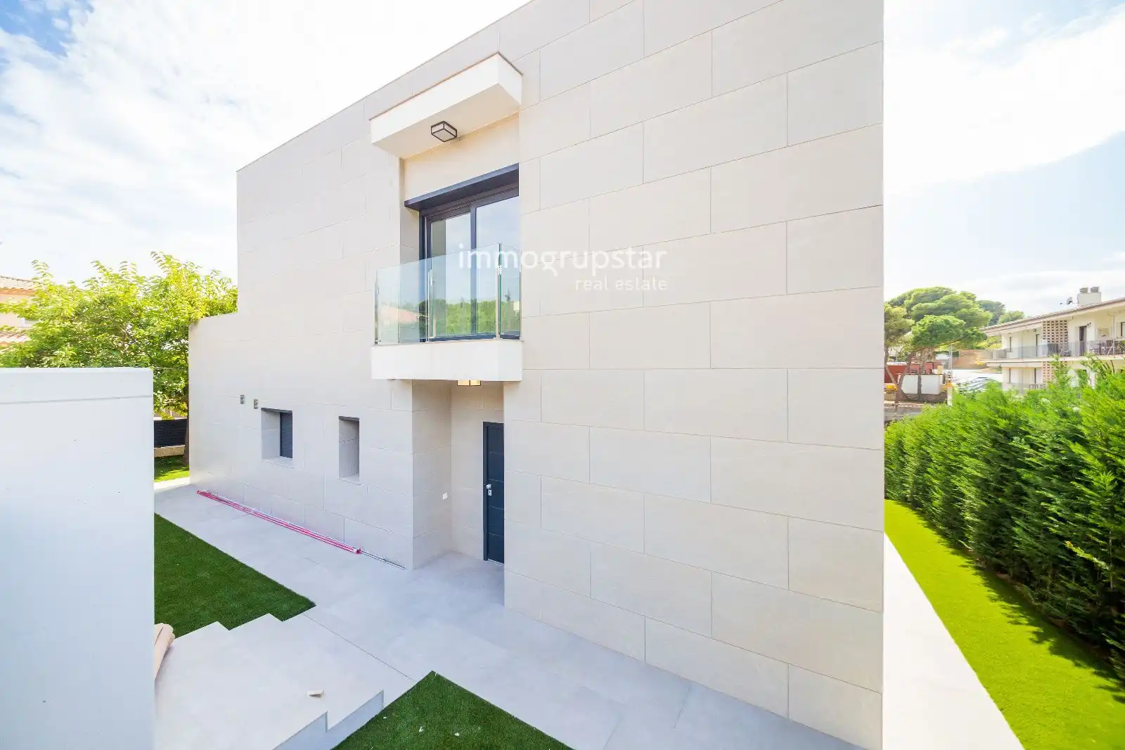 Vista exterior de Casa o xalet en venda en Palamós amb Aire condicionat, Calefacció i Terrassa